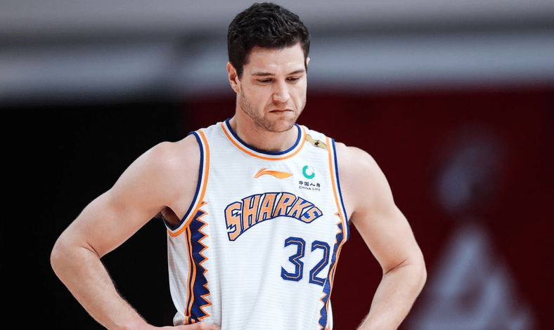 国际比赛日全明星赛焦点战，犹他爵士复出首秀，质疑声仍在，资深球员宣示担当的简单介绍-开云APP下载