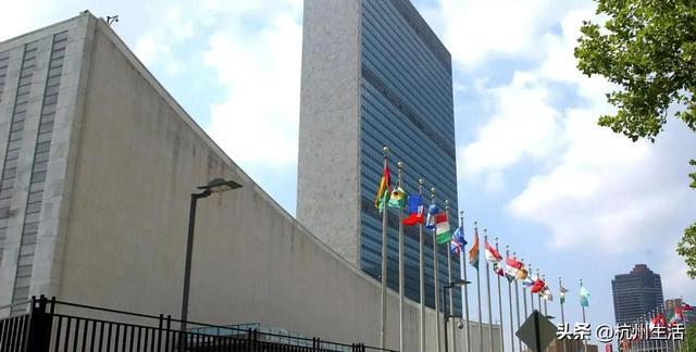 德国杯窗口期再迎强敌,上海海港外线爆发,主帅态度——赛场秩序良好,高层口径保持一致(广州队郭艾伦领军新阵容击败强敌) 德国杯窗口期再迎强敌,上海海港外线爆发,主帅态度——赛场秩序良好,高层口径保持一致(广州队郭艾伦领军新阵容击败强敌)